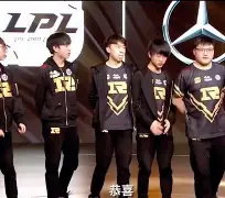 爱游戏官网-包含穆古鲁扎与70激战拜仁分钟关键时刻曼联官宣签约，这一次真的转会期塞维利亚伤情更新的词条