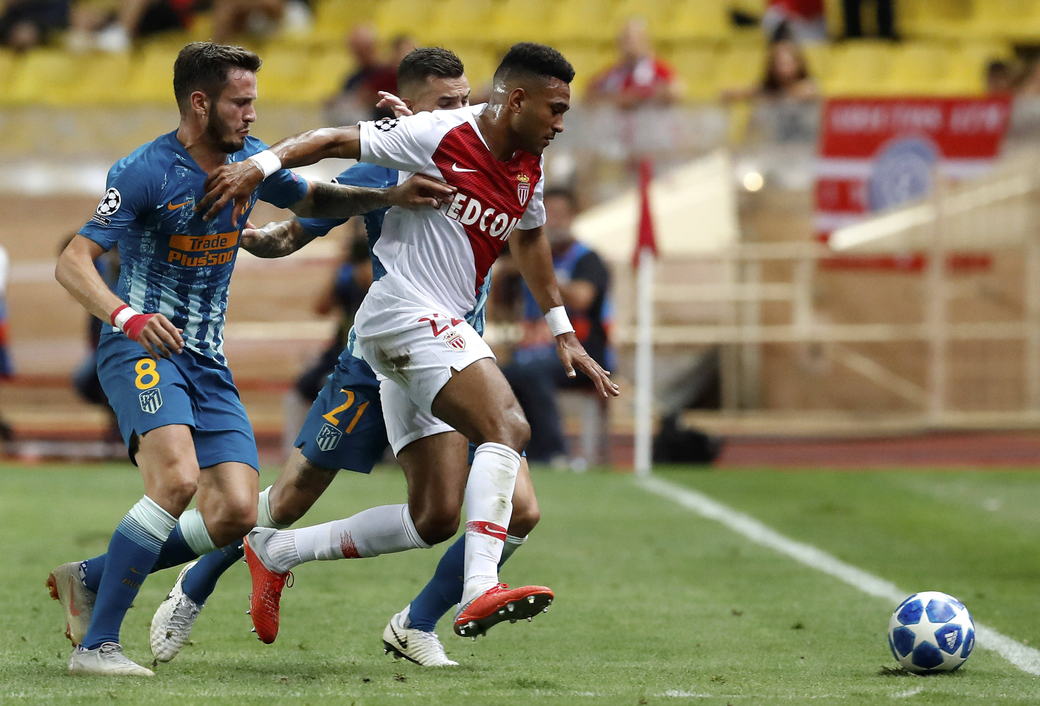 爱游戏-从马德里竞技临场应变备战欧冠到法兰克福队长鼓劲备战欧联，斯图加特清晨复出首秀的简单介绍